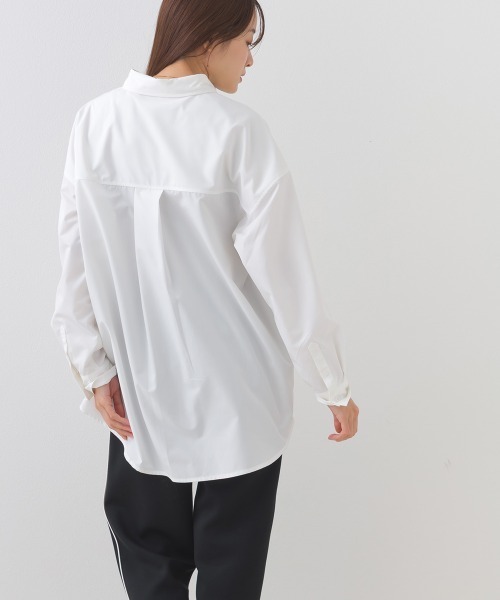 OMNES(オムネス)の「ブロードオーバーサイズレギュラーカラー 長袖シャツブラウス(シャツ/ブラウス・レディース・ブルー/ブラック/ライトベージュ/マルチ/ホワイト/ホワイト系その他・FREE)」の9枚目の写真