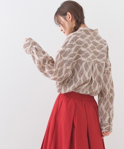 OMNES(オムネス)の「ブロードオーバーサイズレギュラーカラー 長袖シャツブラウス(シャツ/ブラウス・レディース・ブルー/ブラック/ライトベージュ/マルチ/ホワイト/ホワイト系その他・FREE)」の21枚目の写真