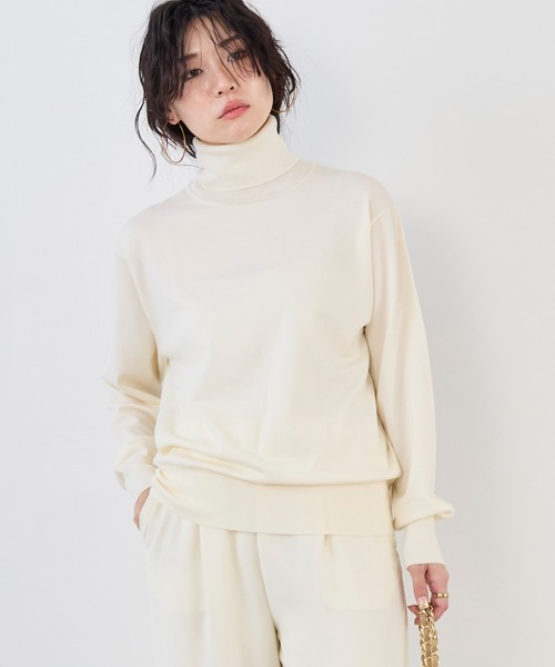 MICA&DEAL（マイカ＆ディール）の「16Gタートルネックプルオーバー〈アンサンブル対応〉（ニット/セーター・レディース・キャメル/レッド/ブラック/オフホワイト・FREE）」の2枚目の写真