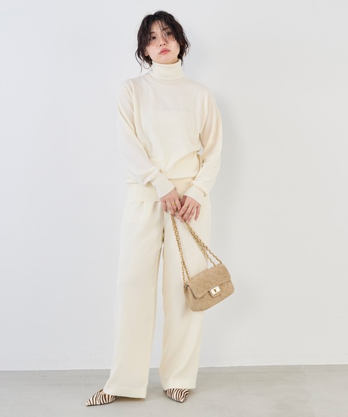 MICA&DEAL（マイカ＆ディール）の「16Gタートルネックプルオーバー〈アンサンブル対応〉（ニット/セーター・レディース・キャメル/レッド/ブラック/オフホワイト・FREE）」の6枚目の写真