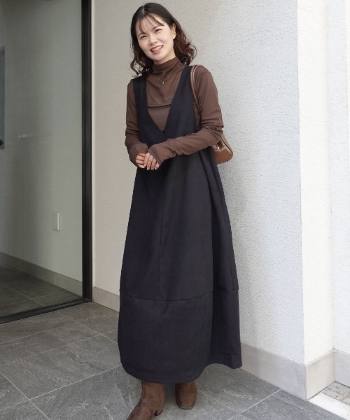 CORNERS(コーナーズ)の「起毛ツイルランタンシルエットVネックジャンスカ(ワンピース・レディース・ブラウン/ブラック/チャコールグレー・M)」の10枚目の写真