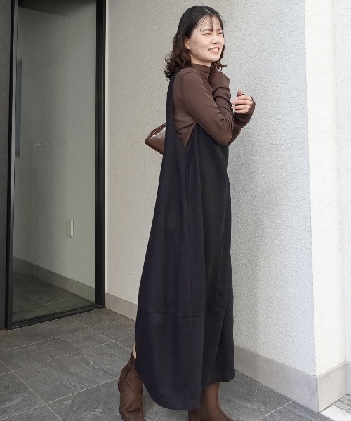 CORNERS(コーナーズ)の「起毛ツイルランタンシルエットVネックジャンスカ(ワンピース・レディース・ブラウン/ブラック/チャコールグレー・M)」の11枚目の写真
