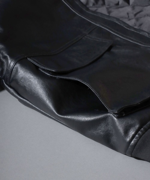 SITRY(シトリー)の「Synthetic Leather A-2 Jacket/2WAY フェイクレザー 衿ファー脱着 ヴィンテージライク オーバーサイズ A-2フライトジャケット ブルゾン(ミリタリージャケット・メンズ・ブラック/ブラウン系その他/ブラウン・M/L/LL)」の18枚目の写真