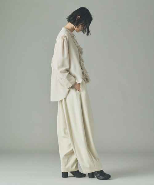 Curensology（カレンソロジー）の「Curensology(カレンソロジー)/ウールMIXビエラフリルブラウス（シャツ/ブラウス・レディース・ネイビー/ベージュ/オフホワイト・FREE）」の8枚目の写真