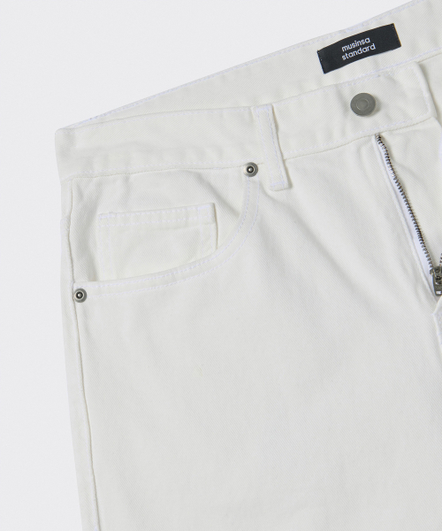 MUSINSA STANDARD（ムシンサスタンダード）の「ストレートデニムパンツ[ホワイト]（デニムパンツ・メンズ・その他・40/38/42/36/34/32/30/31/33/26/27/28/29）」の6枚目の写真