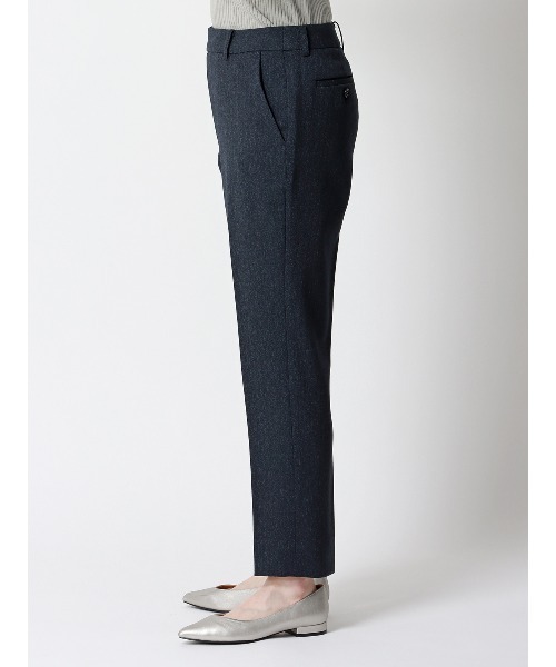 SUIT SQUARE(スーツスクエア)の「テーパードパンツ ウォッシャブル ストレッチ 防シワ ウールライクポリエステル ヘリンボーン(スラックス・レディース・ネイビー・36(7号)/42(13号)/40(11号)/38(9号))」の4枚目の写真