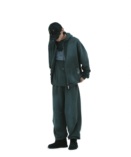 DEFGARMENTS（デフグラメンツ）の「PIG BRUSHED SWEAT PANTS [CHARCOAL]（スウェットパンツ・レディース・その他・SMALL/MEDIUM/LARGE）」の3枚目の写真