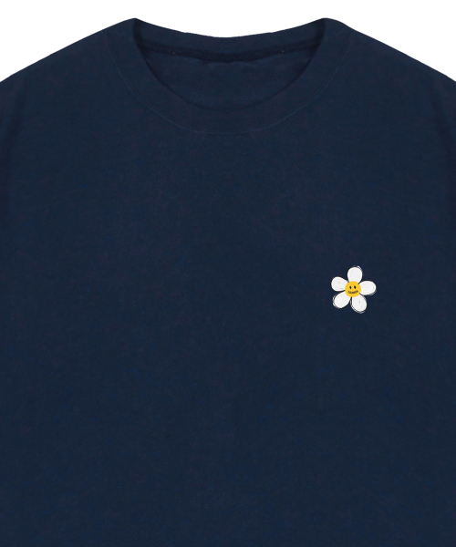 GRAVER（グレーバー）の「[ユニセックス]ペインティングスモールフラワードット半袖Tシャツ_ネイビー（Tシャツ/カットソー・レディース・ネイビー・LARGE/SMALL/MEDIUM）」の3枚目の写真