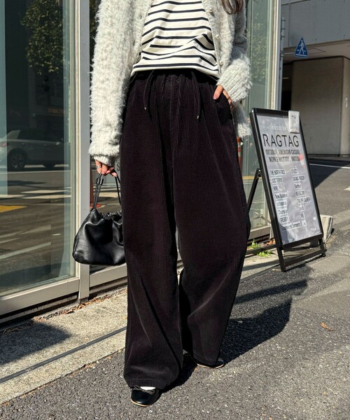 fredy emue（フレディエミュ）の「コーデュロイドロストイージーパンツ（その他パンツ・レディース・ブラック/オフホワイト/ベージュ・36/38）」の10枚目の写真