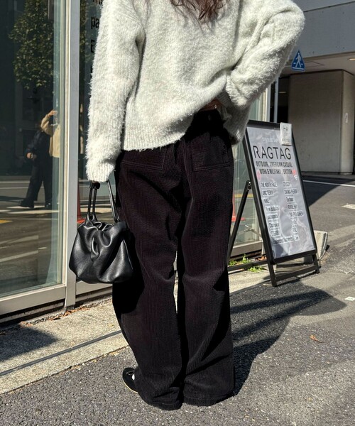 fredy emue（フレディエミュ）の「コーデュロイドロストイージーパンツ（その他パンツ・レディース・ブラック/オフホワイト/ベージュ・36/38）」の12枚目の写真