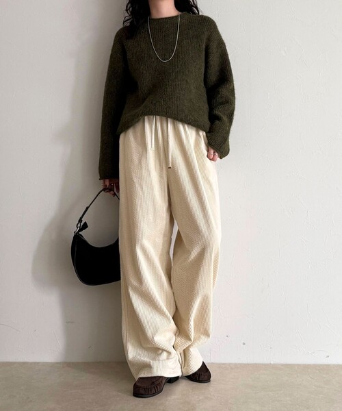 fredy emue（フレディエミュ）の「コーデュロイドロストイージーパンツ（その他パンツ・レディース・ブラック/オフホワイト/ベージュ・36/38）」の13枚目の写真