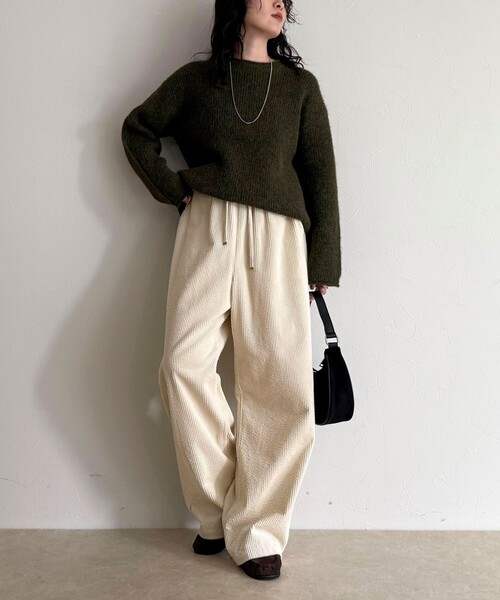 fredy emue（フレディエミュ）の「コーデュロイドロストイージーパンツ（その他パンツ・レディース・ブラック/オフホワイト/ベージュ・36/38）」の16枚目の写真