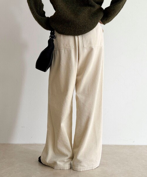 fredy emue（フレディエミュ）の「コーデュロイドロストイージーパンツ（その他パンツ・レディース・ブラック/オフホワイト/ベージュ・36/38）」の19枚目の写真