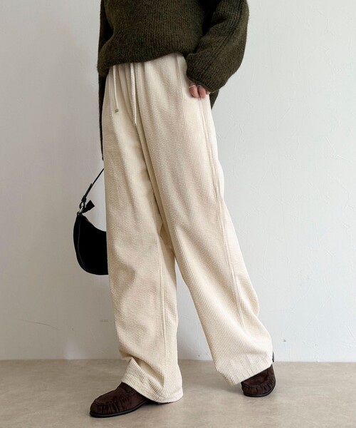 fredy emue（フレディエミュ）の「コーデュロイドロストイージーパンツ（その他パンツ・レディース・ブラック/オフホワイト/ベージュ・36/38）」の21枚目の写真
