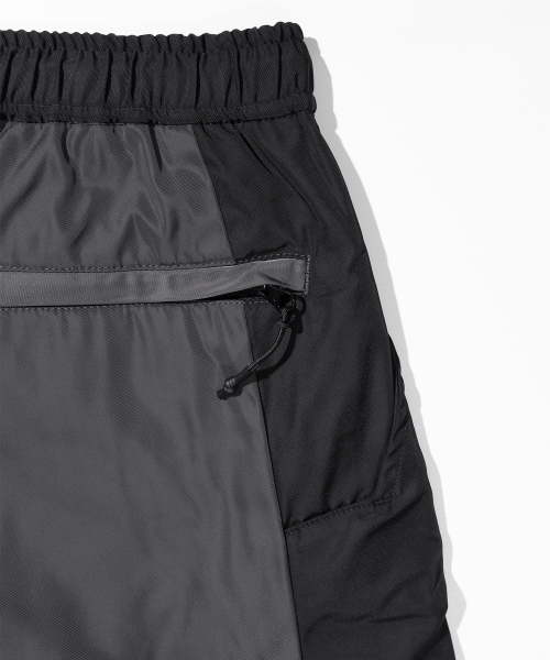 MASSNOUN(マスノウン)の「バルーンポケットディビジョンショートパンツ MSHSP001-BK(その他パンツ・レディース・その他・MEDIUM/LARGE)」の3枚目の写真