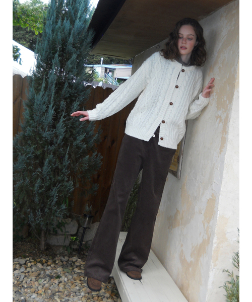 ETMON(エトモン)の「Corduroy Flare Pants, Brown(その他パンツ・レディース・その他・SMALL/MEDIUM)」の5枚目の写真