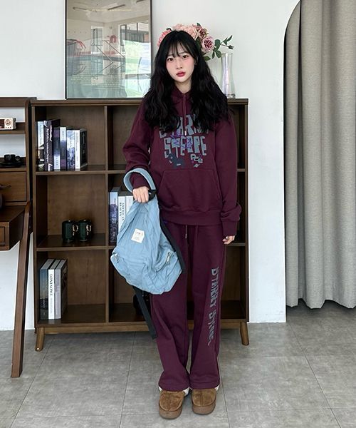 PIECEMAKER(ピースメーカー)の「STARRY STEPPE DONKEY HOODIE (BURGUNDY)(パーカー・レディース・その他・MEDIUM/LARGE)」の5枚目の写真