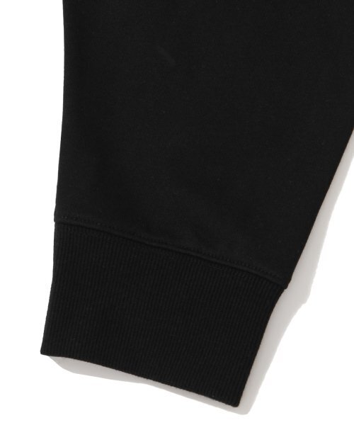 STENDS（ステンズ）の「[M~4XL] オリジナル1985フードパーカー_ブラック（パーカー・レディース・その他・LARGE/MEDIUM/X-LARGE/XXX-LARGE/XXXX-LARGE）」の2枚目の写真