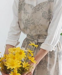 Made in I（メイドインアイ）の「Muted Blossom Apron（エプロン）」