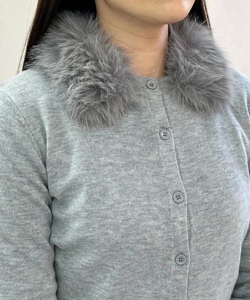 MISCH MASCH(ミッシュマッシュ)の「一部店舗限定 ファー襟コンパクトニットカーディガン(カーディガン/ボレロ・レディース・ピンク/ホワイト/グレー・フリ-)」の15枚目の写真