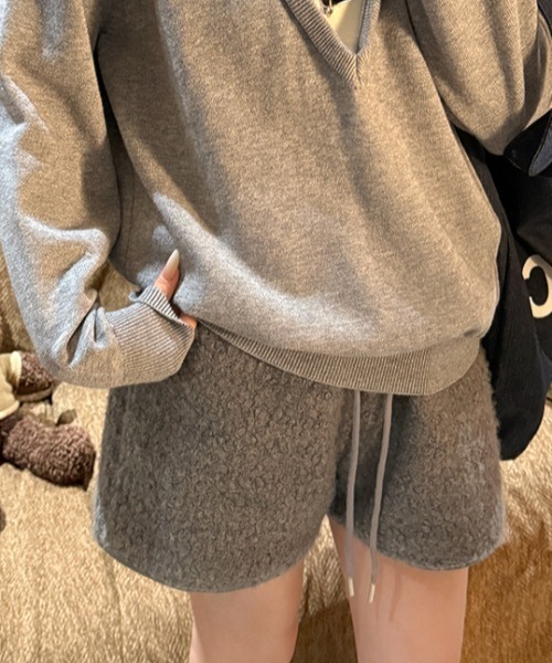 Mela(メラ)の「ブークレボアショートパンツ(その他パンツ・レディース・グレー/ライトブラウン/ブラック/ホワイト/ブラウン・S/M/L)」の1枚目の写真