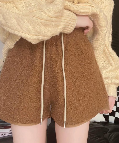 Mela(メラ)の「ブークレボアショートパンツ(その他パンツ・レディース・グレー/ライトブラウン/ブラック/ホワイト/ブラウン・S/M/L)」の5枚目の写真