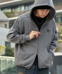 UMBRO（アンブロ）の「UMBRO アンブロ 別注 ワンポイントロゴ刺繍 ドロスト オーバーサイズ ラグランスリーブ ダブルジップ パーカー（パーカー）」