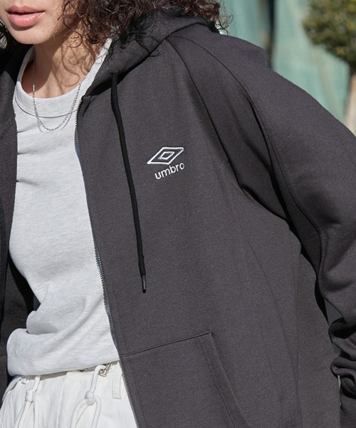 UMBRO/アンブロ 別注 ワンポイントロゴ刺繍 ドロスト オーバーサイズ
