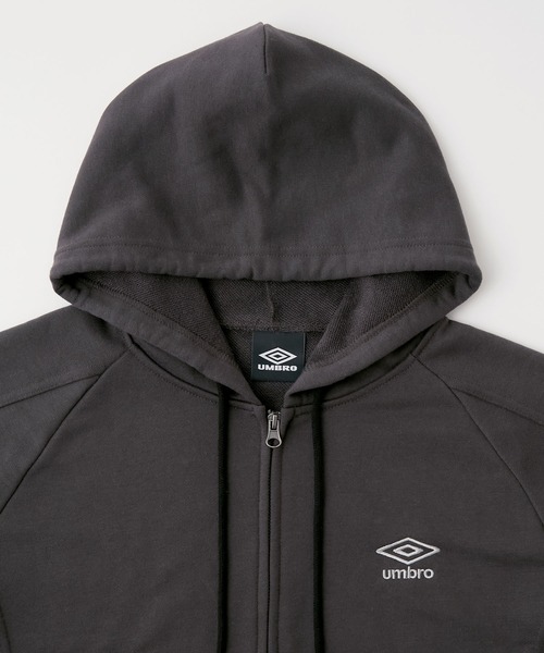 UMBRO（アンブロ）の「UMBRO/アンブロ 別注 ワンポイントロゴ刺繍 ドロスト オーバーサイズ ラグランスリーブ ダブルジップ パーカー（パーカー・メンズ・ネイビー/ブラック/グレー・M/L）」の9枚目の写真