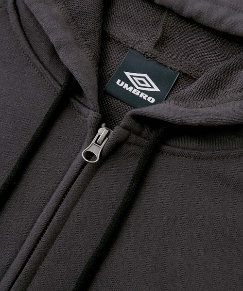 UMBRO（アンブロ）の「UMBRO/アンブロ 別注 ワンポイントロゴ刺繍 ドロスト オーバーサイズ ラグランスリーブ ダブルジップ パーカー（パーカー・メンズ・ネイビー/ブラック/グレー・M/L）」の10枚目の写真