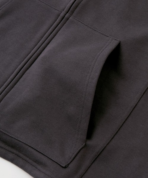 UMBRO（アンブロ）の「UMBRO/アンブロ 別注 ワンポイントロゴ刺繍 ドロスト オーバーサイズ ラグランスリーブ ダブルジップ パーカー（パーカー・メンズ・ネイビー/ブラック/グレー・M/L）」の13枚目の写真