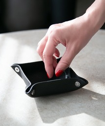 GUIONNET（ギオネ）の「GUIONNET LEATHER TRAY ギオネ レザートレイ（手帳/メモ帳）」