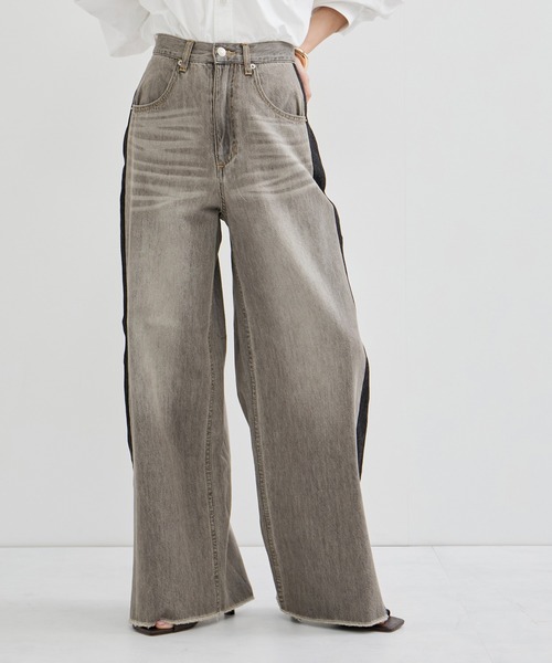 le cercle ADAM ET ROPE'(ルセルクルアダムエロペ)の「【LANCER/ランサー】2TONE REMAKED PANTS(デニムパンツ・レディース・ブラック系その他/ブルー系その他5・FREE)」の9枚目の写真