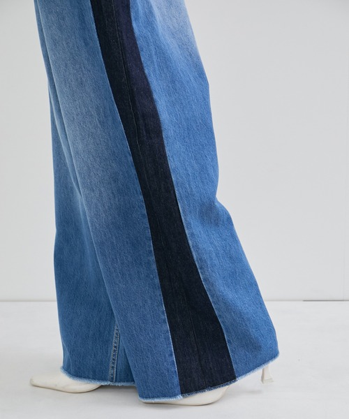 le cercle ADAM ET ROPE'(ルセルクルアダムエロペ)の「【LANCER/ランサー】2TONE REMAKED PANTS(デニムパンツ・レディース・ブラック系その他/ブルー系その他5・FREE)」の3枚目の写真