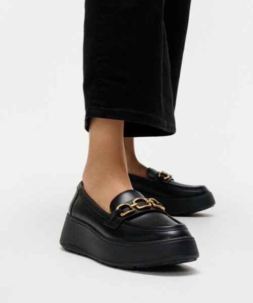 fitflop(フィットフロップ)の「F-LUMA SQUARE-CHAIN LEATHER DEMI-WEDGE LOAFERS / F-LUMA スクエアチェーン レザーデミウェッジローファー(ローファー・レディース・チョコ/ブラック・US6/US5/US8/US7)」の10枚目の写真
