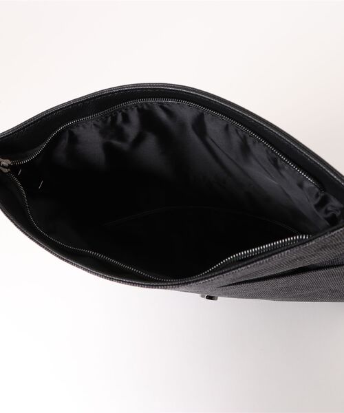 m.f.editorial(エムエフエディトリアル)の「クラッチ バッグ メンズ 鞄 2WAY ショルダー 合成皮革 コンビ 切替 杢ポリ×サフィアーノ 型押し(クラッチバッグ・メンズ・ブラック/グレー系その他2・FREE)」の16枚目の写真