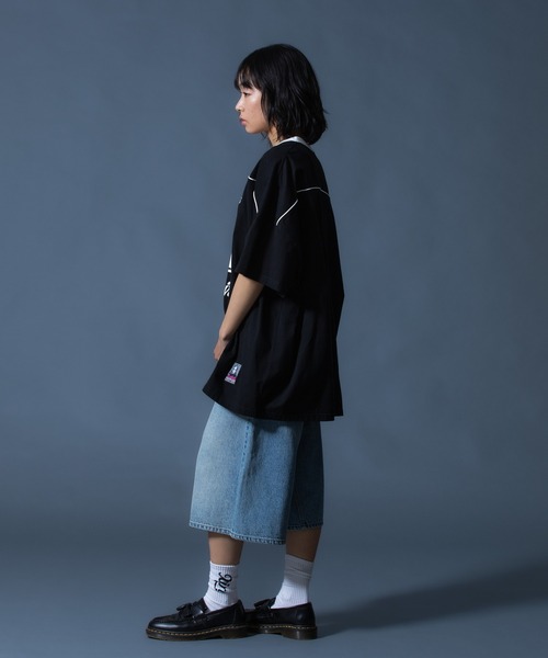 X-girl（エックスガール）の「FACE LABEL NUMBER BIG TEE DRESS（ワンピース・レディース・ブルー/ブラック/ホワイト・S/M）」の21枚目の写真