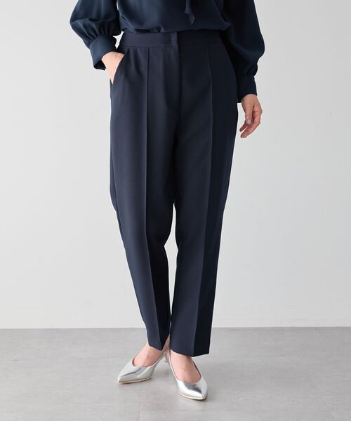 YECCA VECCA（イェッカヴェッカ）の「ストレッチピンタックパンツ（その他パンツ・レディース・ライトベージュ/ネイビー・S/M）」の18枚目の写真