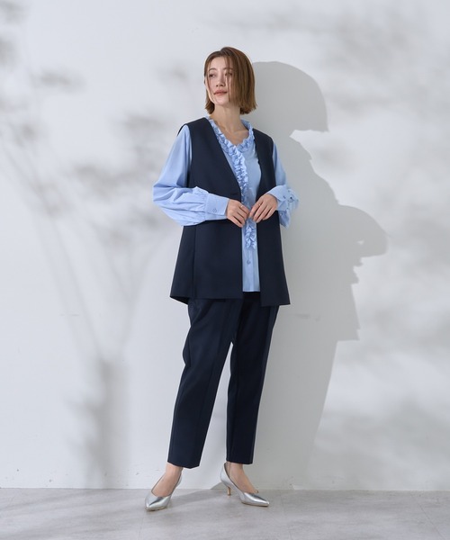 YECCA VECCA（イェッカヴェッカ）の「ストレッチピンタックパンツ（その他パンツ・レディース・ライトベージュ/ネイビー・S/M）」の6枚目の写真