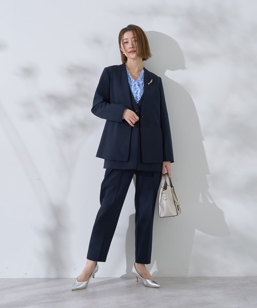 YECCA VECCA（イェッカヴェッカ）の「ストレッチピンタックパンツ（その他パンツ・レディース・ライトベージュ/ネイビー・S/M）」の7枚目の写真