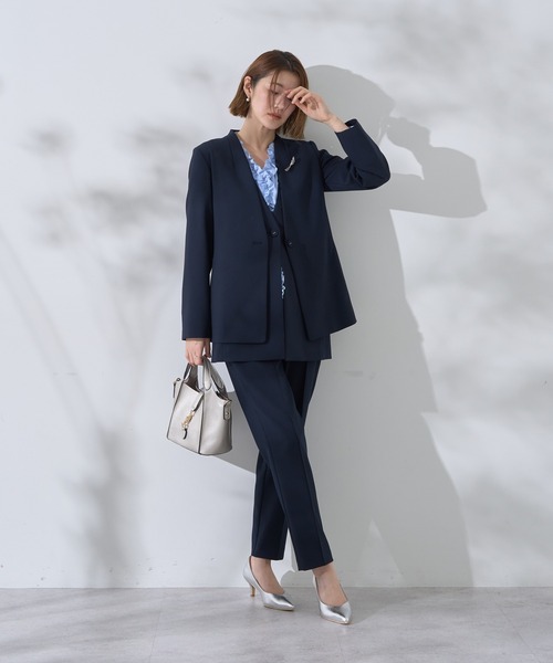 YECCA VECCA（イェッカヴェッカ）の「ストレッチピンタックパンツ（その他パンツ・レディース・ライトベージュ/ネイビー・S/M）」の8枚目の写真