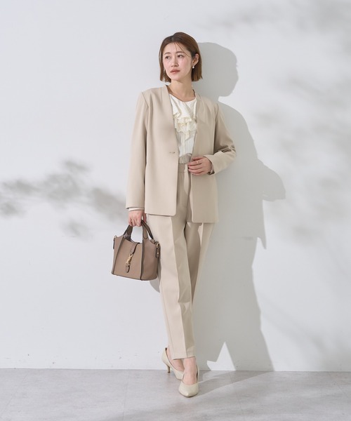 YECCA VECCA（イェッカヴェッカ）の「ストレッチピンタックパンツ（その他パンツ・レディース・ライトベージュ/ネイビー・S/M）」の15枚目の写真