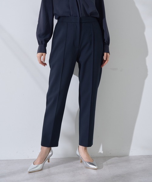 YECCA VECCA（イェッカヴェッカ）の「ストレッチピンタックパンツ（その他パンツ・レディース・ライトベージュ/ネイビー・S/M）」の11枚目の写真