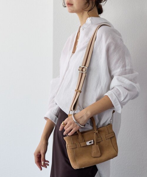 RIVE DROITE(リヴドロワ)の「予約【実用性抜群】ひねり金具ミニトートバッグ(トートバッグ・レディース・ベージュ/グレー系その他/サックスブルー・FREE)」の2枚目の写真