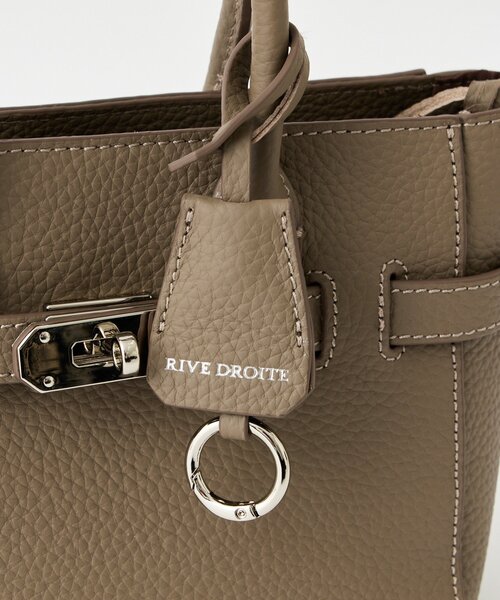 RIVE DROITE（リヴドロワ）の「【実用性抜群】ひねり金具ミニトートバッグ（トートバッグ・レディース・ベージュ/グレー系その他/サックスブルー・FREE）」の4枚目の写真