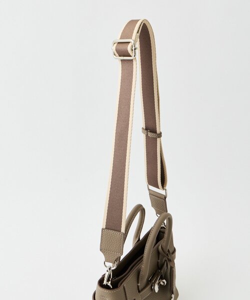 RIVE DROITE（リヴドロワ）の「【実用性抜群】ひねり金具ミニトートバッグ（トートバッグ・レディース・ベージュ/グレー系その他/サックスブルー・FREE）」の5枚目の写真