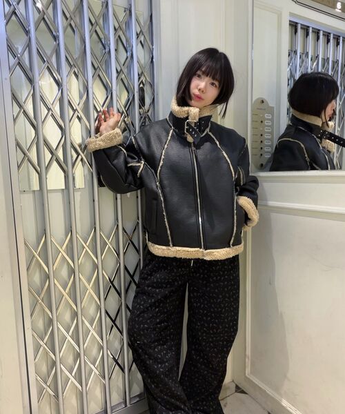 BELLOL（ベロエル）の「Flower pintuck pants BLACK（スウェットパンツ・レディース・その他・FREE）」の5枚目の写真