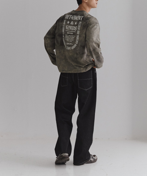 KINDS(カインズ)の「ゴシックロゴダイングロングスリーブTシャツ_Khaki(Tシャツ/カットソー・レディース・その他・M/L/XL)」の1枚目の写真