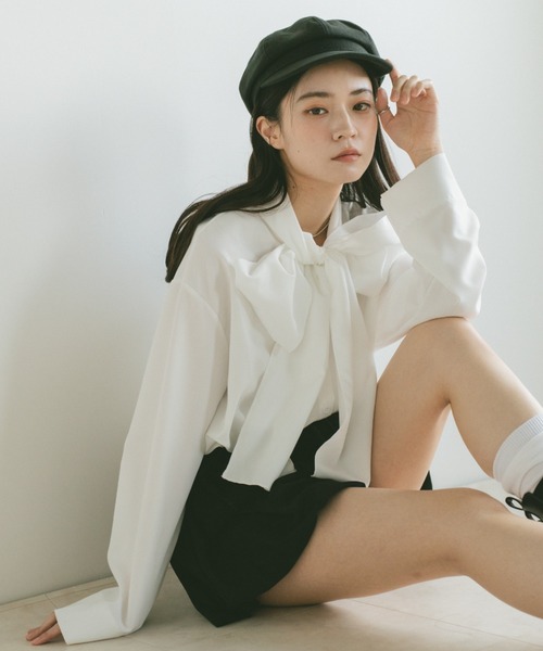 VANNIE U(ヴァニーユー)の「ボウタイブラウス(シャツ/ブラウス・レディース・ホワイト/ブルー・FREE)」の4枚目の写真