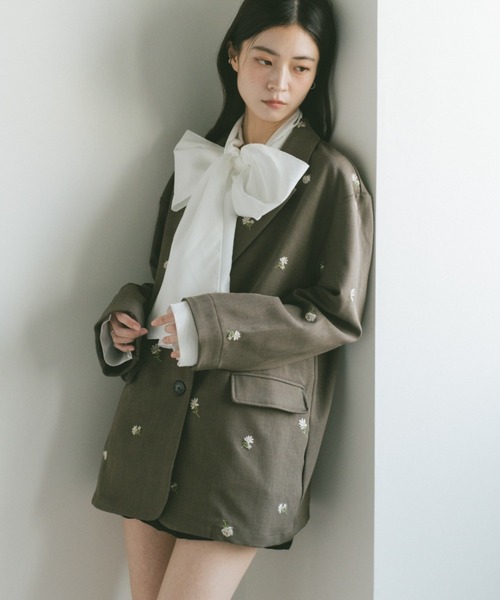 VANNIE U(ヴァニーユー)の「ボウタイブラウス(シャツ/ブラウス・レディース・ホワイト/ブルー・FREE)」の11枚目の写真